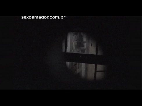 ❤️ Blondinko na skrivaj snema voajer iz soseske, skrit za votlimi opekami ❤️❌ Sex video na sl.milf300com.ru